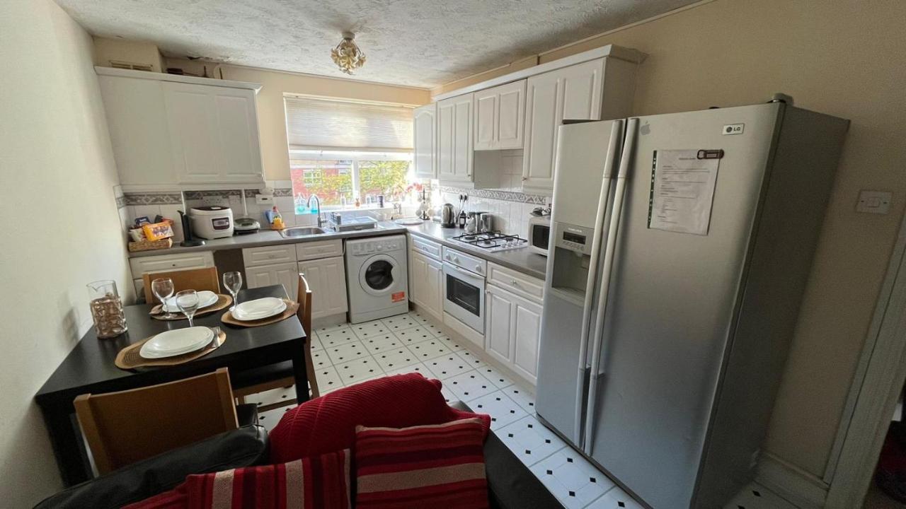 Stunning 3-Bed Apartment In Croydon Exteriér fotografie